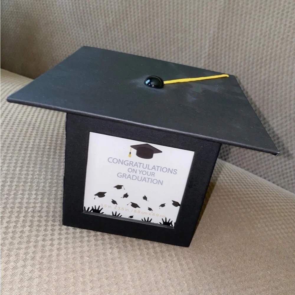 Black Minimalist Picture Frame with Graduation Theme